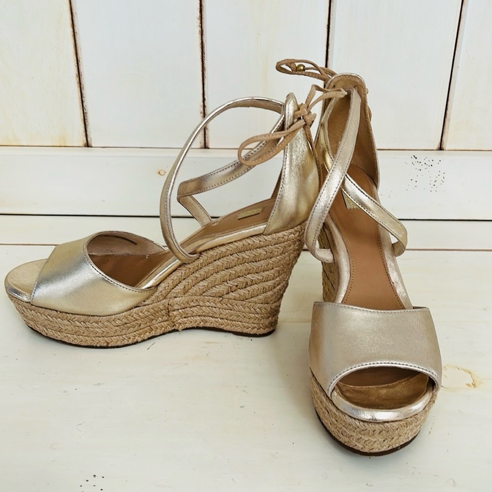 UGG Reagan Gold Metallic Espadrilles Wedges Size 9.5 EUC